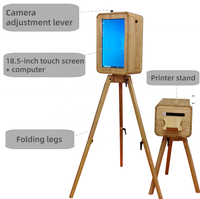 YPT YPT--W4 Photomaton à impression instantanée avec écran tactile 18,5 pouces, cadre en bois et verre trempé, compatible caméra et télécommande Microsoft Surface
