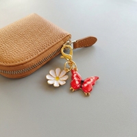 Gantungan Kunci Kupu-kupu Enamel Bunga Daisy, Liontin Tas Kupu-kupu Warna-warni, Aksesoris Gantungan Kunci Logam Emas
