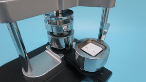 2020 mới Hình Chữ Nhật Của Nhãn Hiệu Vuông Huy Hiệu Máy 35*35mm Pin Chủ Nút Tinplate Sản Xuất 55*55mm làm Báo Chí cho Lều Cửa Hàng - Product Image 6