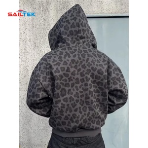 <span class=keywords><strong>Felpa</strong></span> <span class=keywords><strong>con</strong></span> <span class=keywords><strong>cappuccio</strong></span> da uomo <span class=keywords><strong>con</strong></span> stampa leopardata <span class=keywords><strong>nera</strong></span> personalizzata - Product Image 1