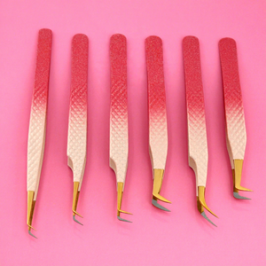 Pinzas para Extensión de Pestañas Más Vendidas, Curvadas en Forma de C de 45 y 90 Grados, Punta de Fibra, Agarre de Diamante, Probadas a Mano, Acero Inoxidable - Product Image 1