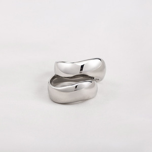 yunnique Geometric Titanium Steel <b>Ring</b> Unisex Fashion Jewelry Gift <b>Plain</b> Design XYR0097 - Product Image 2