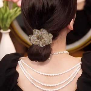 Accessoires de cheveux en cristal de kevlar de luxe léger, fleur, <span class=keywords><strong>queue</strong></span> de <span class=keywords><strong>cheval</strong></span>, accessoires de cheveux en maille exquis, brillant, anneaux de cheveux en forme de tournesol, boules - Product Image 6