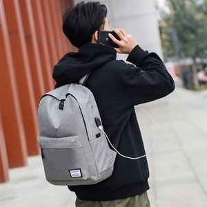Sac à dos décontracté en toile grise imperméable pour femmes, sac d'école pour filles avec port USB, échantillon gratuit - Product Image 6