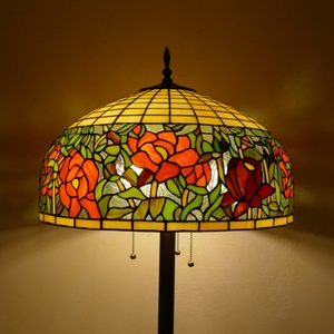 Lámpara de Pie LED E27 de Estilo Retro Americano de 20 Pulgadas, Hecha a Mano, para Sala de Estar o Dormitorio, con Vidrio Tiffany Multicolor y Cuerpo de Hierro, Decoración para el Hogar - Product Image 1