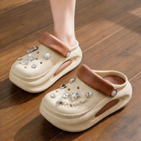 Breloques de chaussures personnalisées de luxe, décorations en strass métalliques pour les créateurs de marques, chaussures sabots en gros