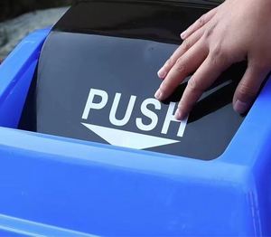 Poubelle extérieure en plastique 60L à prix de gros, bac à déchets personnalisable avec logo - Product Image 4