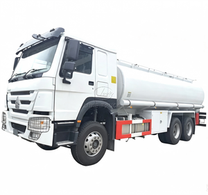 Camion de transport spécial pour kérosène aéronautique 20000L-35000L Sinotruk 6X4, grand camion-citerne diesel à vendre, camion-citerne de ravitaillement à vendre - Product Image 1
