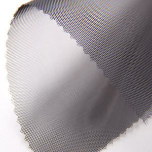 Tul de tela de malla de gasa de poliéster con patrón tejido 95GSM para vestido de falda de fiesta de boda para niñas - Product Image 3