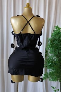 Robe mini pour femme avec applique rose 3D - Robe moulante dos croisé pour soirée, mode féminine - Product Image 5