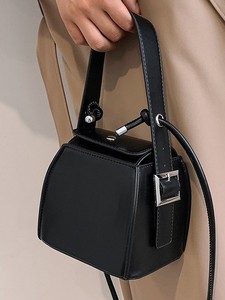 ZPB3456 HOT New Fashion Lady's Pu Leather Handbag Famous Brand Weeks Luxury Designer Shoulder <strong>Bag</strong> <strong>Buckle</strong> Strap Portable BLL0069 - Product Image 5