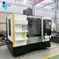 Haute précision automatique VMC 430 VMC 650 fraiseuse CNC de bureau table rotative à 3 axes système de contrôle GSK Type Vertical BT40