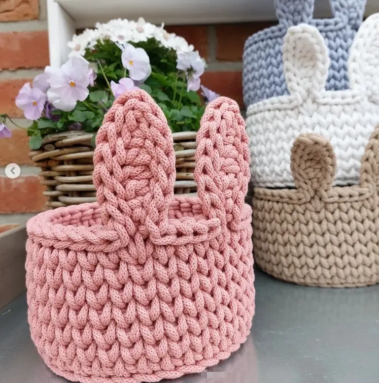 Low MOQ Crochet cesto in stile coniglio accetta un servizio personalizzato decorazione di Pasqua carina e fatta a mano