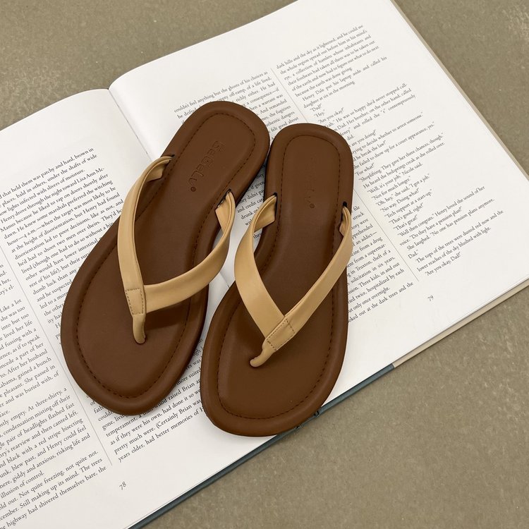 Wholesale Girls Leather PU Slipper Women Shoes Summer Sandals Flat Flip Flops Slippers