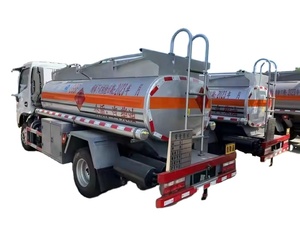 Mini Mobile Fuel Tanker Refueling Truck to Carry Petrol and Diesel - Product Image 5