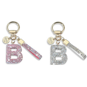 Al por mayor: Llaveros y colgantes de arcilla con 26 letras del alfabeto, con pedrería rosa, brillantes, para mujer, para mochila y accesorios para llaves de coche - Product Image 5