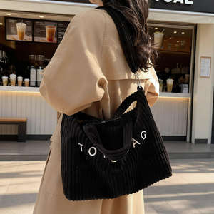 Sac bandoulière grande capacité pour femme, sac à main de luxe, de haute qualité et tendance, logo personnalisé, à porter à la main - Product Image 1