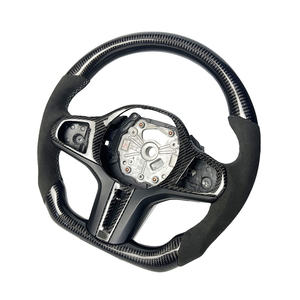 Volante de Fibra de Carbono Negra Estilo Normal para <span class=keywords><strong>BMW</strong></span> 2018-<span class=keywords><strong>2023</strong></span> G30 G31 G38 G32 G11 G16 con Calefacción y Orificios para Paletas de Cambio - Product Image 2