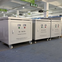 Transformateur d'isolement sec triphasé 180 kVA, élévateur/abaisseur de tension 380 V vers 220 V, 480 V vers 400 V, alimentation industrielle CE