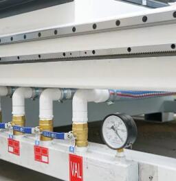 1325 cạnh tranh nhất 2130 khắc gỗ cắt <span class=keywords><strong>CNC</strong></span> <span class=keywords><strong>Router</strong></span> tự động Chế biến gỗ máy <span class=keywords><strong>CNC</strong></span> cho ngành công nghiệp đồ nội thất để bán trong Peru - Product Image 6