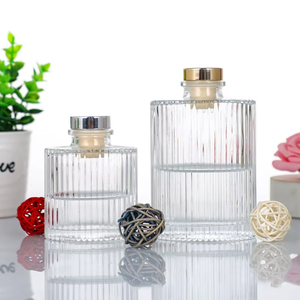 Bouteilles <span class=keywords><strong>de</strong></span> parfum en verre en gros avec bouchon en bois, couvercle en liège, pompe pulvérisatrice, sérigraphie 100/200ml pour parfums, aromathérapie et huiles essentielles - Product Image 2