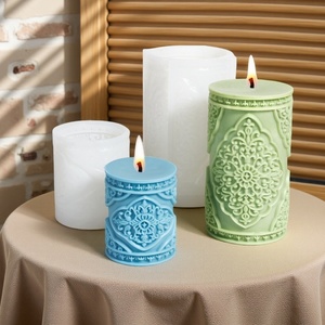 Moule à bougie en silicone réutilisable écologique de forme cylindrique à motifs traditionnels pour la décoration de la maison Bougies parfumées - Product Image 2