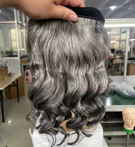 <span class=keywords><strong>Chignon</strong></span> bouffant <span class=keywords><strong>queue</strong></span> <span class=keywords><strong>de</strong></span> <span class=keywords><strong>cheval</strong></span> tendance pour cheveux gris en croissance, mèches sel et poivre, extensions <span class=keywords><strong>de</strong></span> cheveux gris naturel pour femmes 120g - Product Image 4