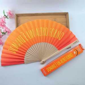Abanicos de mano plegables de bambú con logotipo personalizado al por mayor, estilo arte popular, abanicos de papel blanco con pintura floral, para bodas, de mano - Product Image 3