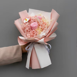 Ramo de flores secas del mercado al por mayor con caja de presentación <span class=keywords><strong>Mini</strong></span> ramo de rosas preservadas colorido personalizado ramo de flores secas para siempre - Product Image 1