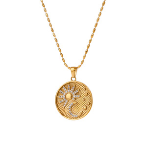 Collier Pendentif Rond Soleil Lune Étoile en Acier Inoxydable Plaqué Or 18K, Breloque Thème Incrustée de Diamants, Bijou Cadeau - Product Image 1