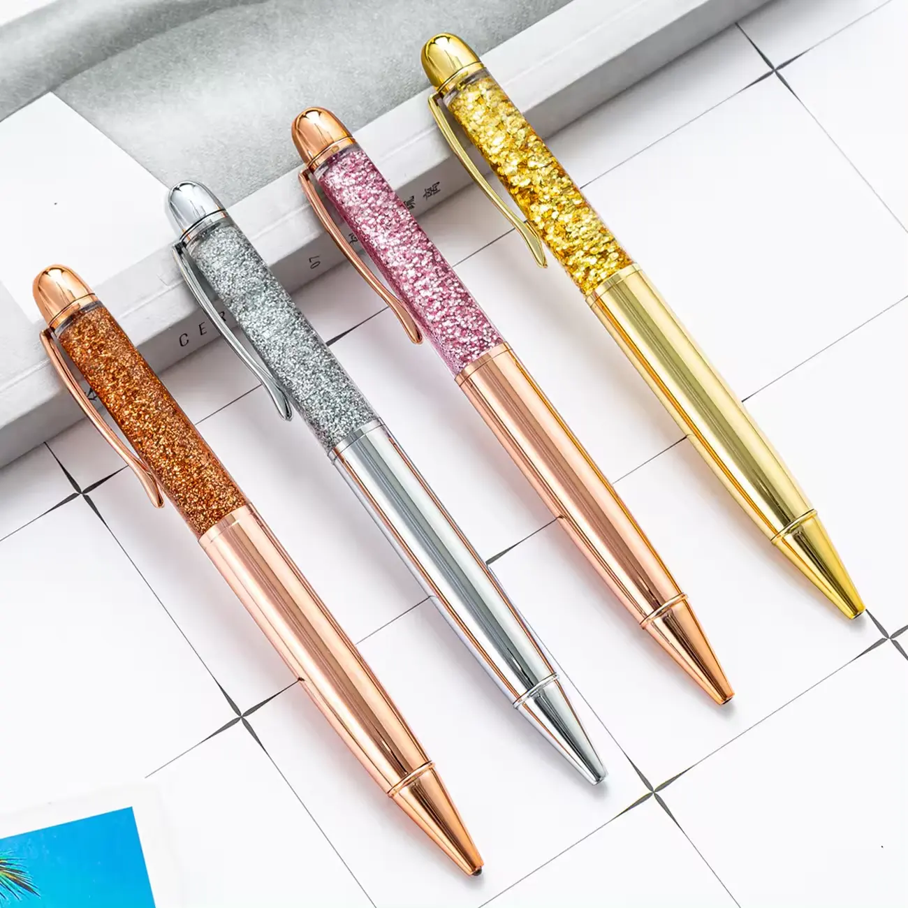 Модная металлическая ручка из розового золота