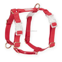 Arnés de Plástico Ajustable Personalizado al por Mayor para Mascotas con Logotipo OEM, Arnés para Perros de Alta Calidad con Revestimiento de PVC Suave, Collar y Correa Antitirones