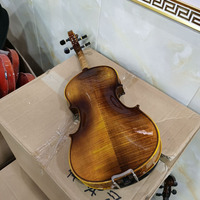 Violon décoratif baroque fait main, très demandé, avec table en épicéa, dos et éclisses en érable, archet en bois de Brésil - Yashi YSV004-C pour la vente en gros