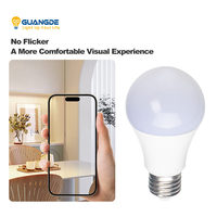 Ampoules LED A60 11W E27 1055LM respectueuses de l'environnement avec capteur crépusculaire, garantie de 2 ans, pour entrepôt
