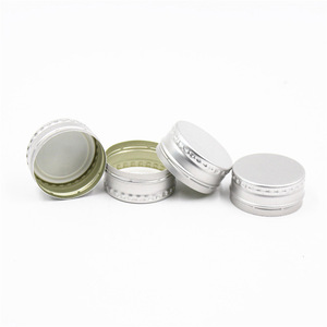 Tappo a Corona in Alluminio Antimanomissione 18mm 24mm 28mm 30mm Coperchio Metallico ROPP per Bottiglie di <span class=keywords><strong>Vino</strong></span> e Bevande - Product Image 4