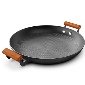 Sartén Wok de Hierro Fundido para Restaurante, 32 cm, Ligera, Antiadherente, Sartén de Hierro Fundido con <span class=keywords><strong>2</strong></span> Asas Laterales de Madera de Haya - Product Image 2