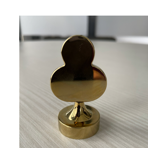 Accesorios de póquer Alta calidad Titanio Oro Pilar Cuerda Extremo Gancho Accesorios de póquer - Product Image 4