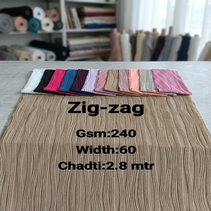 ผ้าโพลีเอสเตอร์พรีเมียมลายซิกแซกแบบจีบ 240 GSM กว้าง 60 นิ้ว ผ้าทอลายสำหรับการผลิตเสื้อผ้าและงานหุ้มเบาะ - Product Image 3
