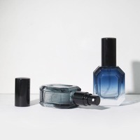 Nouveau modèle 10ml voyage-taille carré Transparent verre parfum atomiseur bouteilles plat vide rechargeable contenants de pulvérisation bouchon à vis