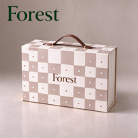 Kotak Hadiah Koper Cetak Kustom Forest Packing dengan Pegangan untuk Pakaian Mewah, Kosmetik, dan Kemasan