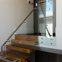 Rampe en verre PRIMA pour extérieur et intérieur avec poteaux de fixation en acier inoxydable, garde-corps de sécurité moderne pour escalier, taille personnalisée