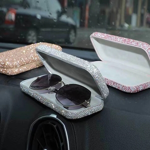 Nouveau brillant <span class=keywords><strong>lunettes</strong></span> boîte de rangement strass <span class=keywords><strong>lunettes</strong></span> <span class=keywords><strong>étui</strong></span>s couverture <span class=keywords><strong>lunettes</strong></span> de soleil Spectacle pour femmes myopie <span class=keywords><strong>lunettes</strong></span> <span class=keywords><strong>étui</strong></span>s de protection - Product Image 4