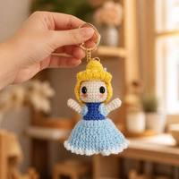 Porte-clés en peluche doux et léger, personnalisé, fait main, motif princesse mignonne, breloque de sac, cadeau OEM pour femmes