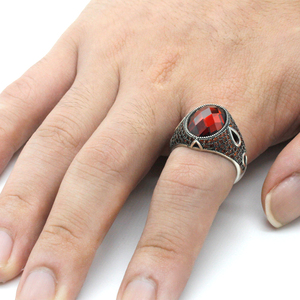 925 Sterling Silver Red Zircone Pietra Uomo <span class=keywords><strong>Anello</strong></span> di <span class=keywords><strong>Granato</strong></span>, Cubic CZ <span class=keywords><strong>Anello</strong></span> Della Pietra Preziosa per Gli Uomini Donna Aggancio di Cerimonia Nuziale Dei Monili - Product Image 3