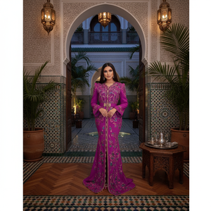 Kaftan marocain traditionnel en satin de soie 100% premium, vintage, avec broderie dorée complexe, modeste, longueur ras du sol, sans manches, pour soirée - Product Image 3