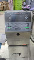 Imprimante jet d'encre à petits caractères entièrement automatique pour le codage de la date d'expiration pour la production d'emballages industrielle à grande vitesse numérique