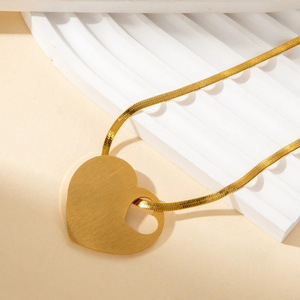 CAIOOCHE Collane con Cuore in Acciaio Inossidabile 316L, Gioielli alla Moda Placcati Oro, Ciondoli Romantici, Regalo per la Festa della Mamma - Product Image 4