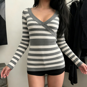 Top de punto a rayas con cuello en V retro, camiseta de manga larga para mujer, top ajustado con cintura ceñida, moda casual vintage Y2K - Product Image 3
