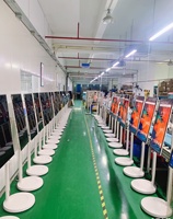 Écran tactile LCD 32 pouces, signalisation numérique mobile intelligente portable avec caméra 13MP pour le commerce de détail, les centres commerciaux et les réunions