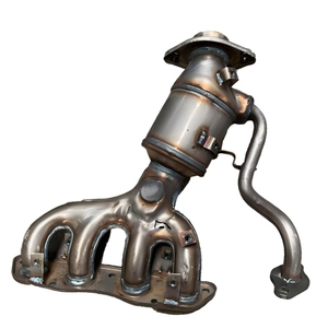 Collettori di scarico di <span class=keywords><strong>dimensioni</strong></span> Multiple con varie <span class=keywords><strong>dimensioni</strong></span> per soddisfare le esigenze dei diversi modelli di veicoli. - Product Image 4